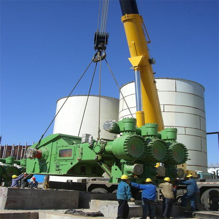 花溪吊车挤压碰撞致使的人员伤亡事故如何处理