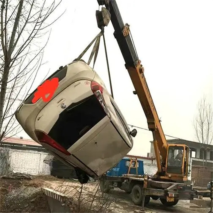 花溪随时待命，吊车24小时道路救援服务全解析